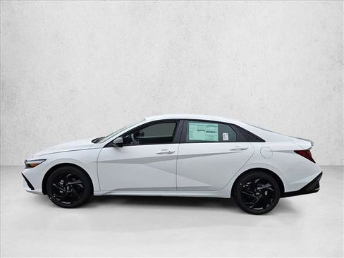 New 2026 Hyundai Elantra Sport FWD image 5