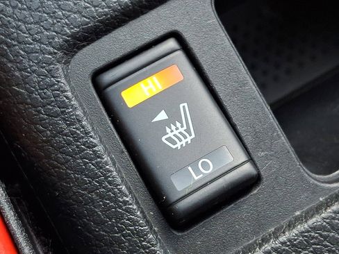 Certified 2019 Nissan Rogue SV w/ Premium Package image 24