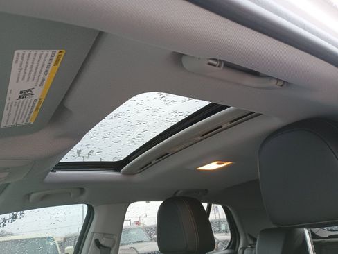 Used 2020 Chevrolet Trax Premier image 16