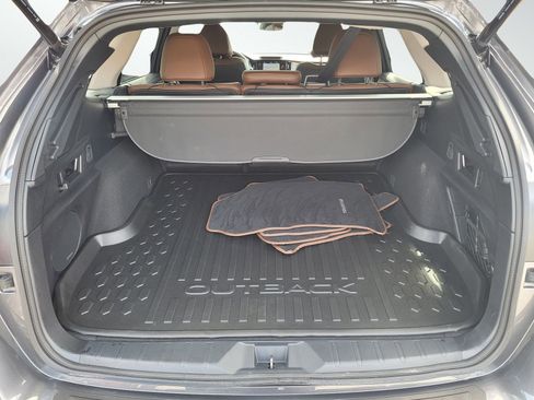 Used 2024 Subaru Outback Touring image 7