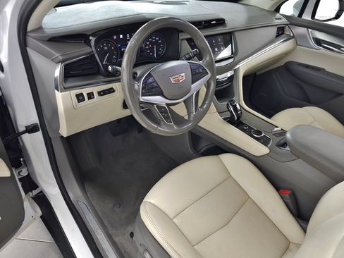 Used 2021 Cadillac XT5 Premium Luxury AWD/4WD image 14