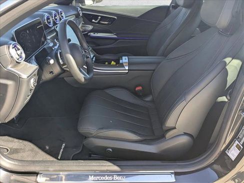 Used 2025 Mercedes-Benz CLE 300 4MATIC Coupe image 16