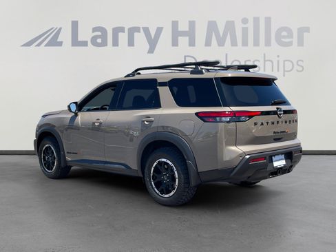 Certified 2023 Nissan Pathfinder Rock Creek AWD/4WD image 3