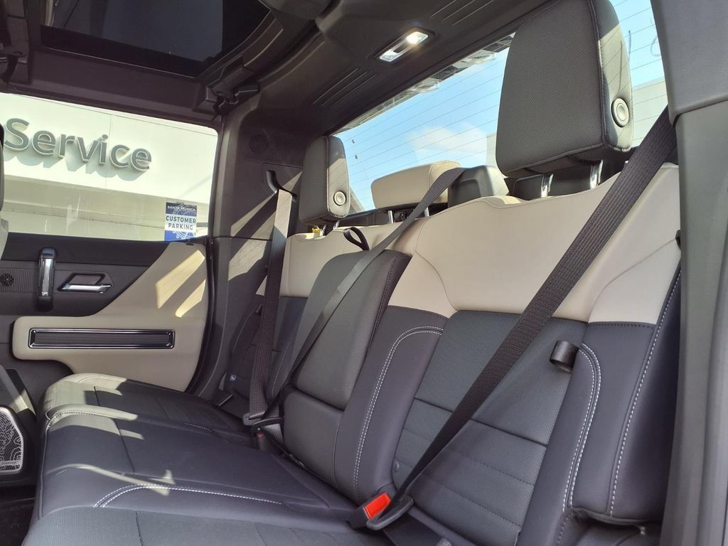 Used 2026 GMC Hummer EV 4x4 Crew Cab image 11
