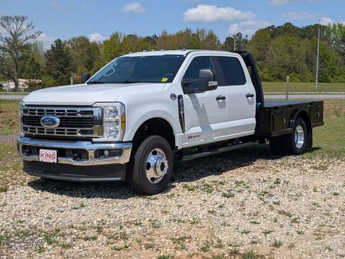 New 2026 Ford F350 XL w/ XL Chrome Package AWD/4WD image 2