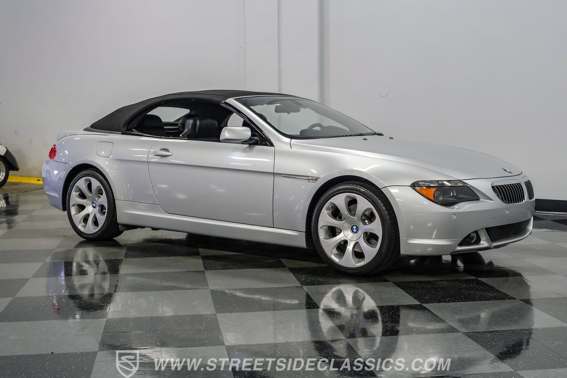 Used 2007 BMW 650i Convertible RWD image 15