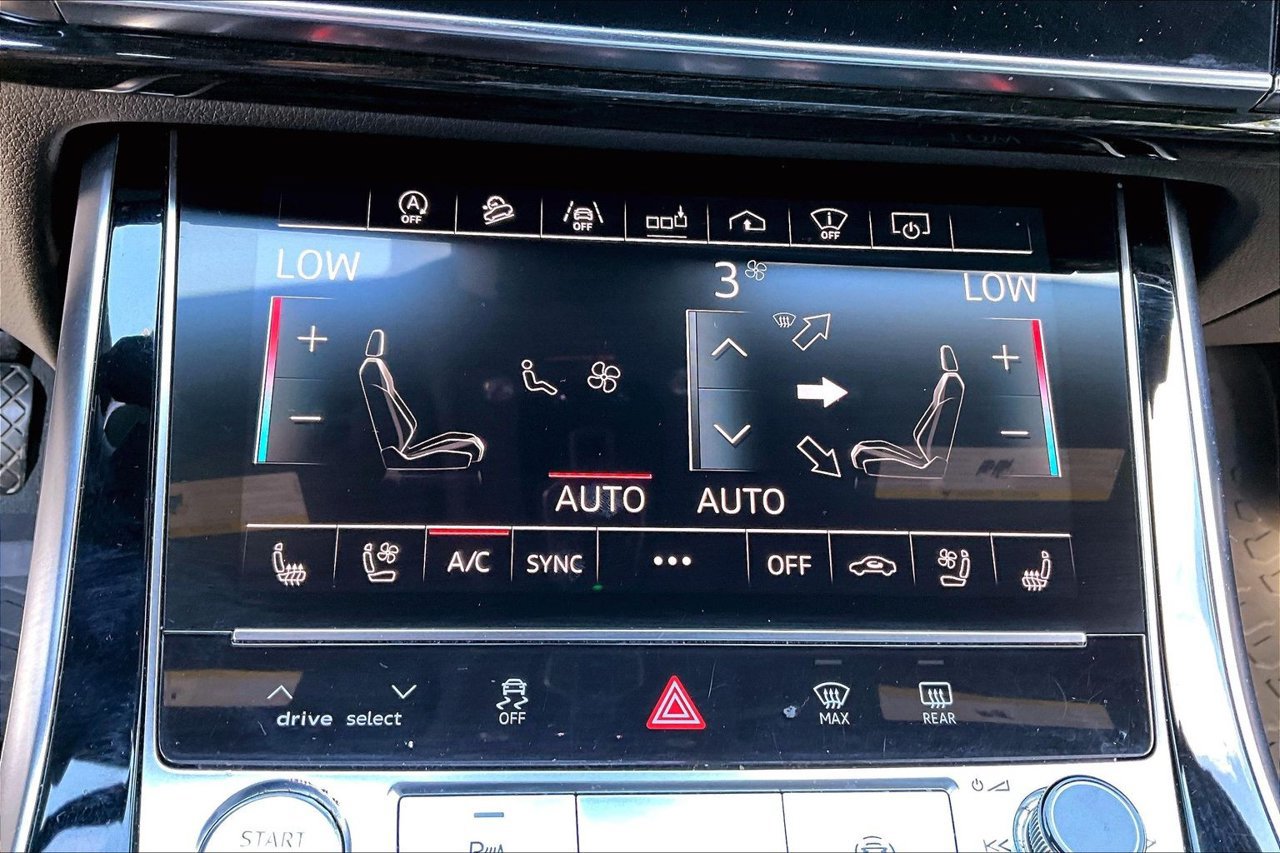 Used 2019 Audi Q8 Prestige w/ Adaptive Chassis Package AWD/4WD image 24