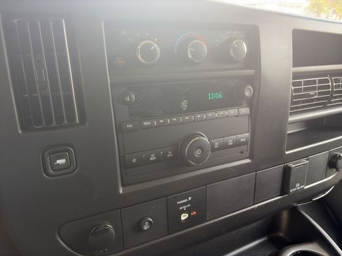 Used 2025 GMC Savana 2500 w/ Driver Convenience Package RWD image 15