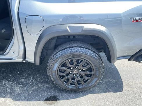 Certified 2024 Chevrolet Colorado Trail Boss w/ Advanced Trailering Package AWD/4WD image 33