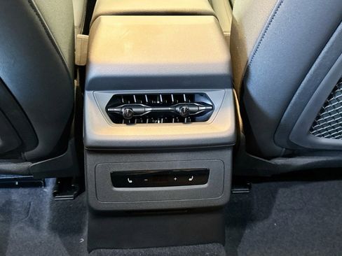 New 2025 Audi Q6 e-tron Premium Plus image 22