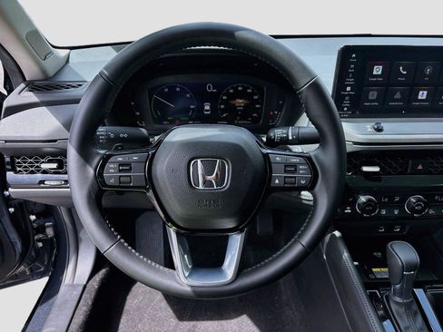 Certified 2023 Honda Accord Touring image 13