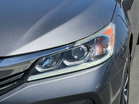 Used 2017 Honda Accord EX-L image 20
