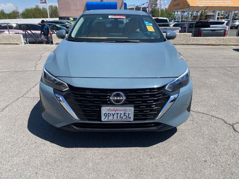 Used 2025 Nissan Sentra SV w/ SV Premium Package FWD image 2