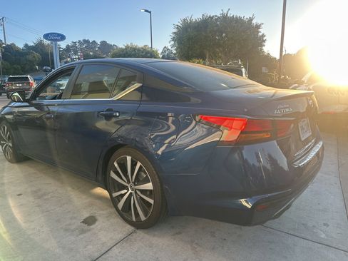 Used 2019 Nissan Altima 2.5 SR image 4