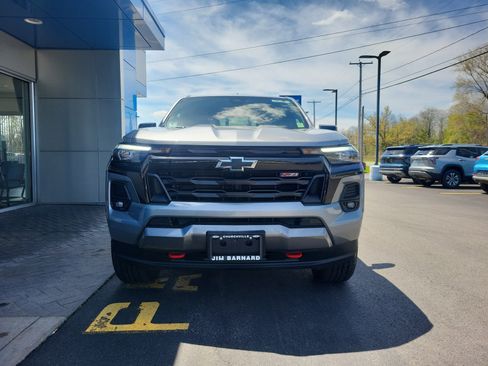 Certified 2023 Chevrolet Colorado Z71 w/ Z71 Convenience Package 2 AWD/4WD image 4