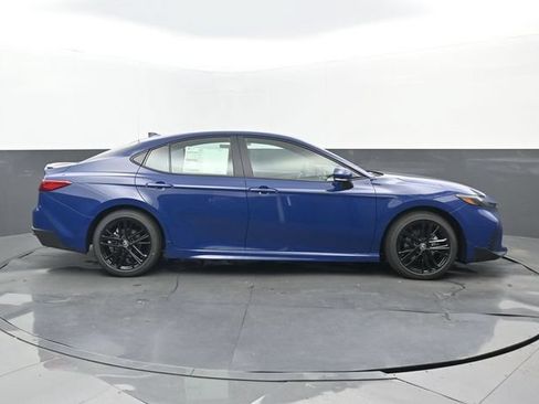 New 2026 Toyota Camry SE FWD image 2