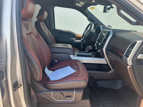 Used 2018 Ford F150 King Ranch w/ Equipment Group 601A Luxury AWD/4WD image 4