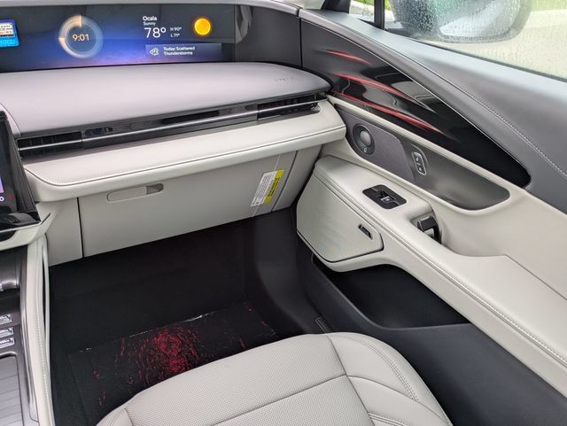 New 2026 Lincoln Nautilus Premier w/ Equipment Group 102A AWD/4WD image 17