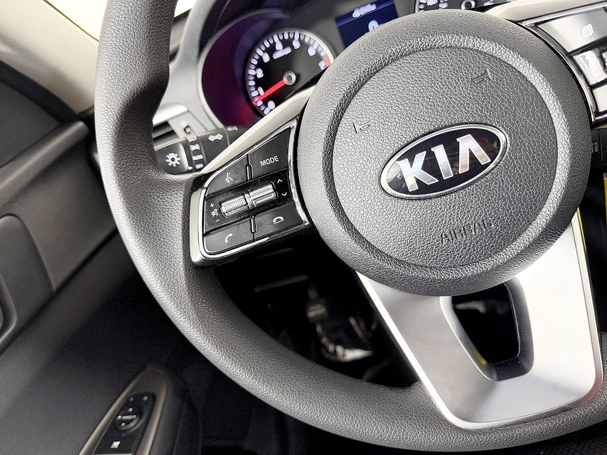Used 2020 Kia Optima LX FWD image 52