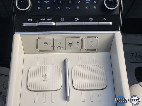 Certified 2024 Hyundai Santa Fe Limited image 18