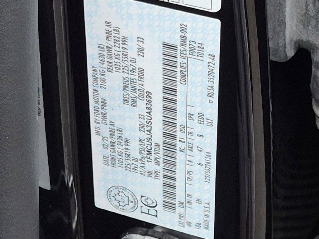 Used 2025 Ford Escape Platinum AWD/4WD image 26