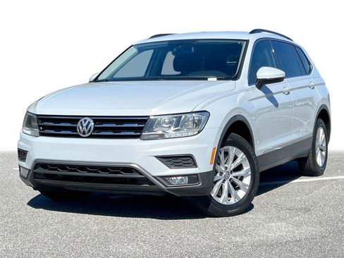 Used 2018 Volkswagen Tiguan SE image 1