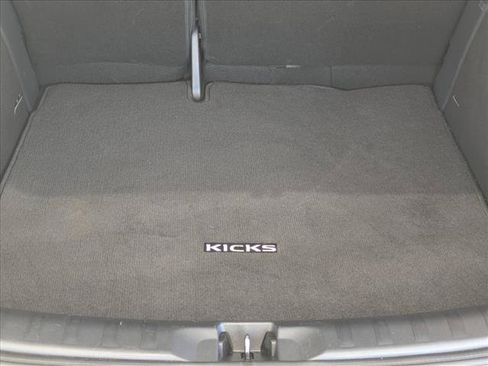Used 2024 Nissan Kicks SV FWD image 6