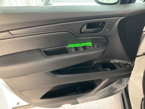 New 2026 Honda Odyssey EX-L image 5