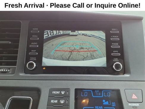 Used 2020 Toyota Sienna L FWD image 19