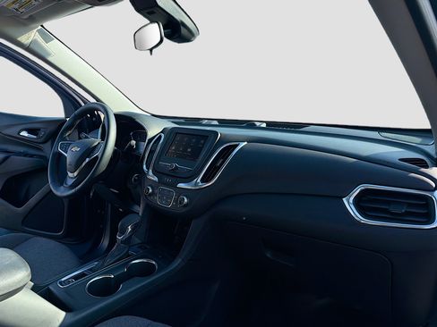 Used 2024 Chevrolet Equinox LT image 5