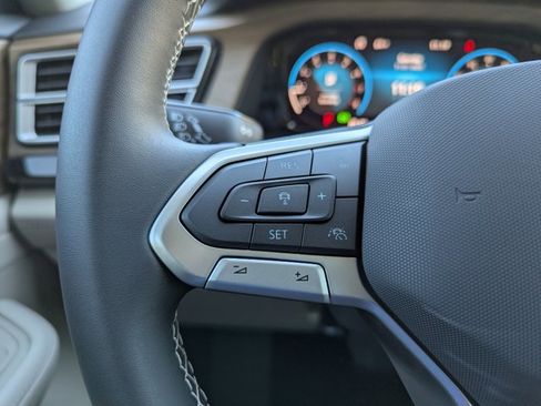 New 2026 Volkswagen Atlas SE image 13