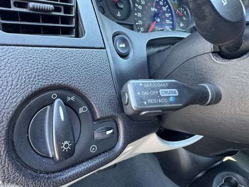 Used 2007 Ford Focus SE image 20