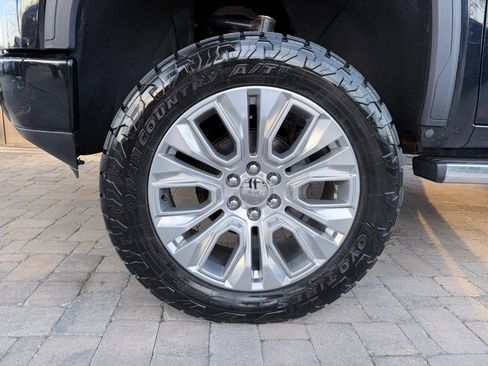 Used 2021 GMC Sierra 1500 Denali w/ Denali Ultimate Package image 34