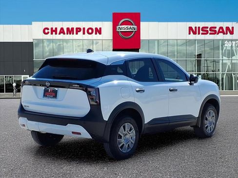 New 2026 Nissan Kicks S image 7