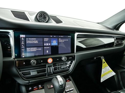 New 2026 Porsche Macan S image 13