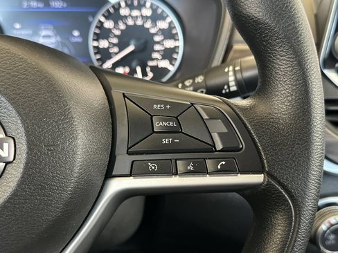 Used 2025 Nissan Altima 2.5 SV FWD image 26