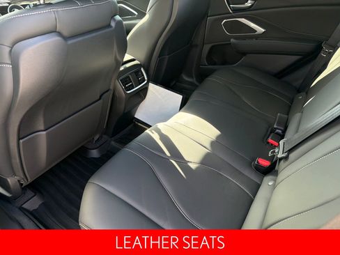 Used 2025 Acura RDX SH-AWD image 21