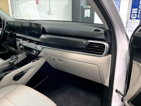 Used 2023 Kia Telluride S w/ S Sunroof Package AWD/4WD image 13