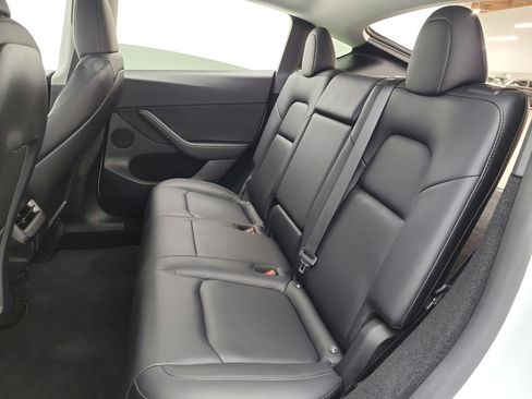 Used 2023 Tesla Model Y Long Range AWD/4WD image 15