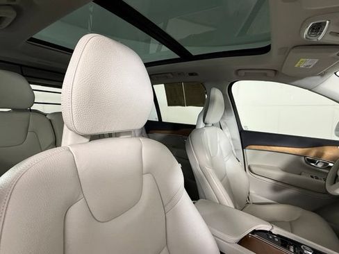 Used 2021 Volvo XC90 T6 Momentum w/ Advanced Package AWD/4WD image 30