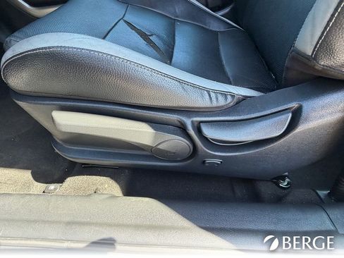 Used 2016 Hyundai Veloster Turbo image 17