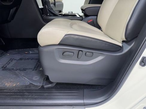 Used 2024 INFINITI QX80 Premium Select w/ Cargo Package image 9