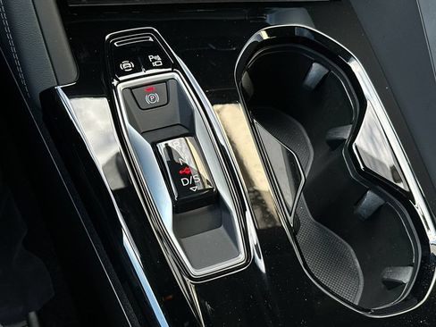 Certified 2025 Audi Q5 Premium w/ Convenience Package AWD/4WD image 30