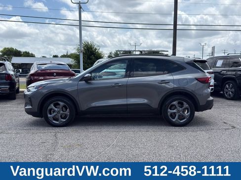 Used 2025 Ford Escape ST-Line Select AWD/4WD image 5