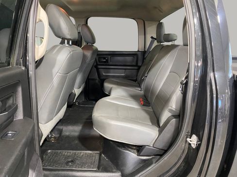 Used 2018 RAM 3500 Tradesman w/ Popular Equipment Group image 11