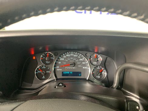 Used 2023 Chevrolet Express 3500 LS RWD image 21