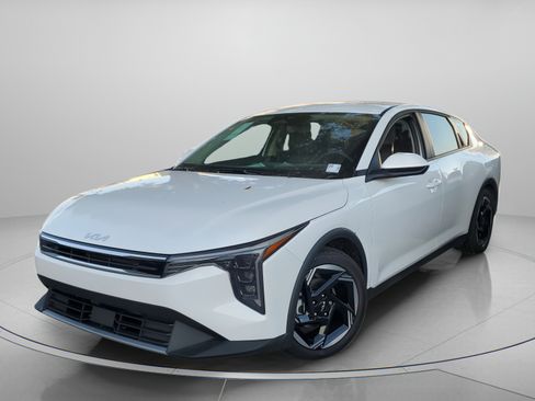 New 2025 Kia K4 EX FWD image 2