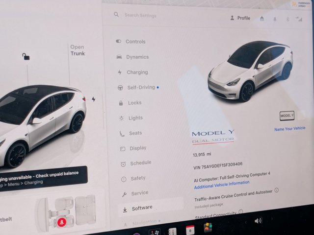 Used 2025 Tesla Model Y Performance AWD/4WD image 10