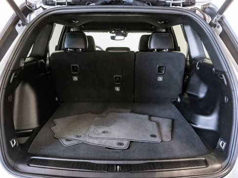 Used 2024 Jeep Grand Cherokee Altitude AWD/4WD image 29