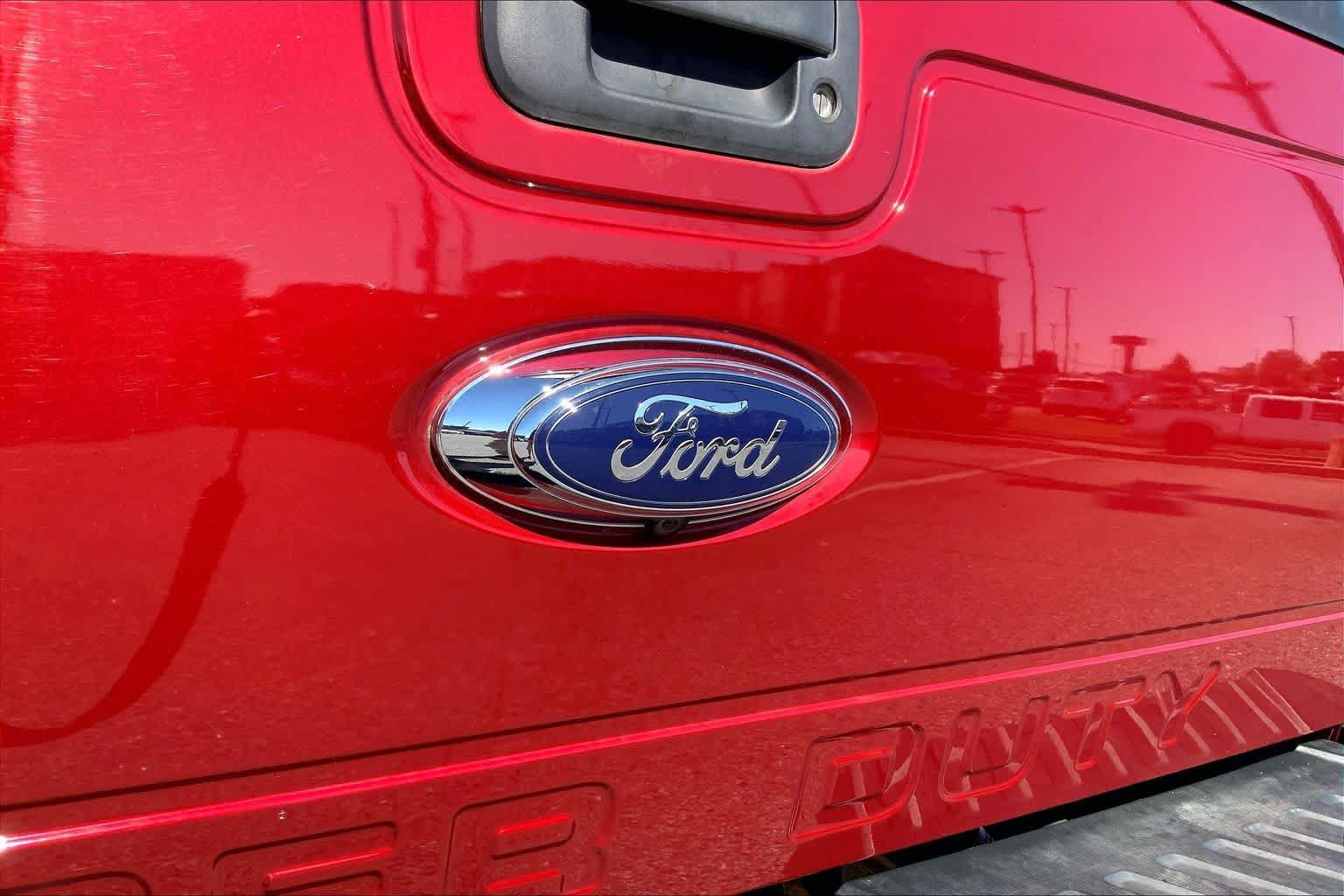 Used 2016 Ford F250 Lariat w/ FX4 Off-Road Package AWD/4WD image 30